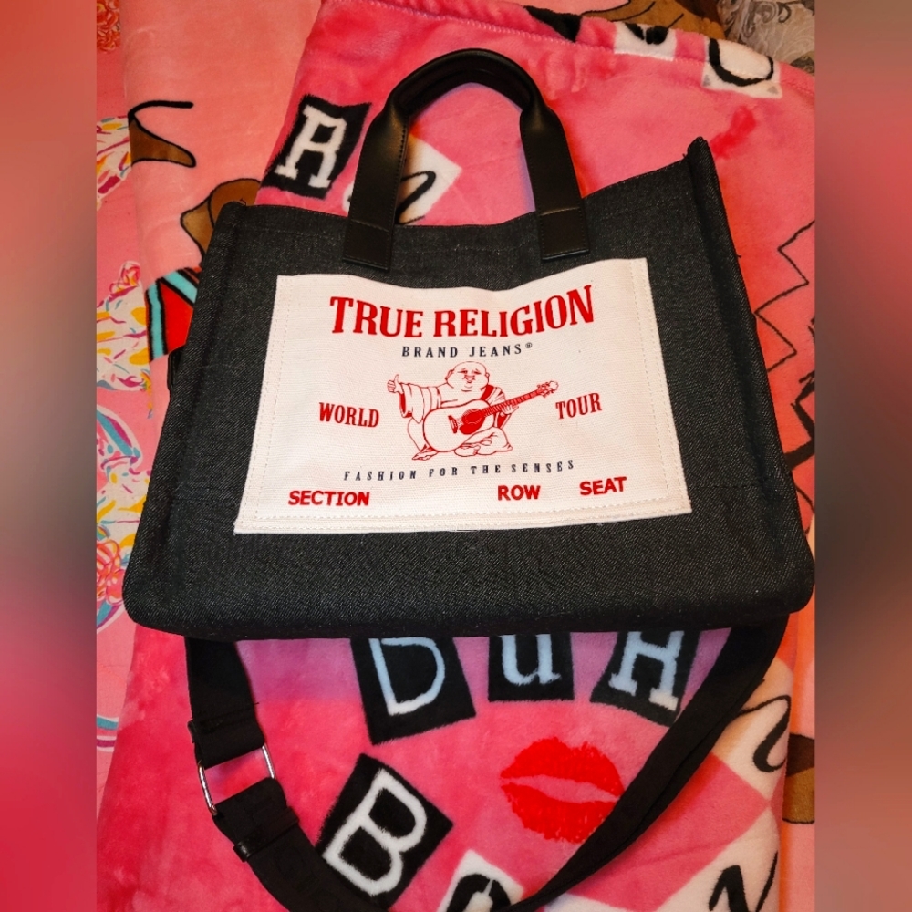 True religion tote